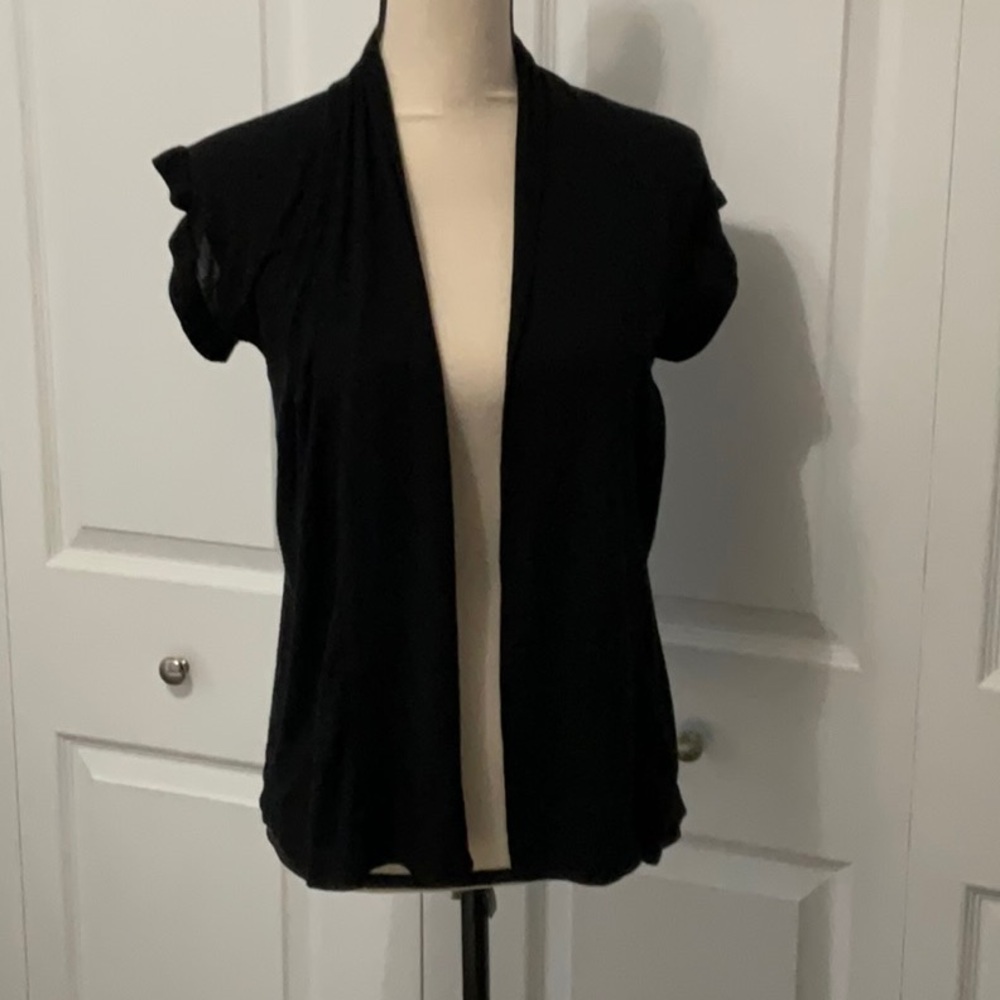 Forever 21 Short Sleeve Lightweight Cardigan, Medium, No Closure Open Front